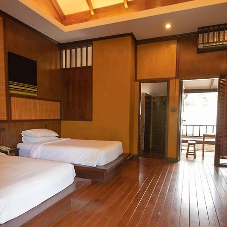 Chompor Lanna Hotel Chiang Mai Exterior photo