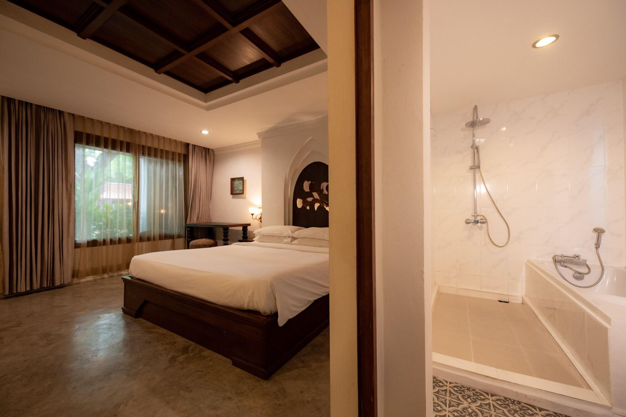 Chompor Lanna Hotel Chiang Mai Exterior photo